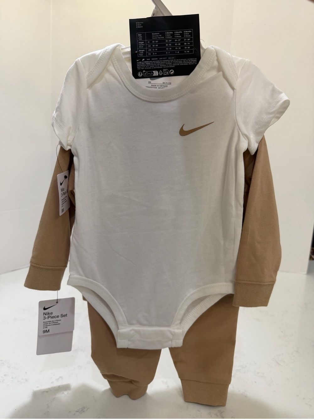 Kids nike 3 piece matching set 9m - Picture 7 of 10